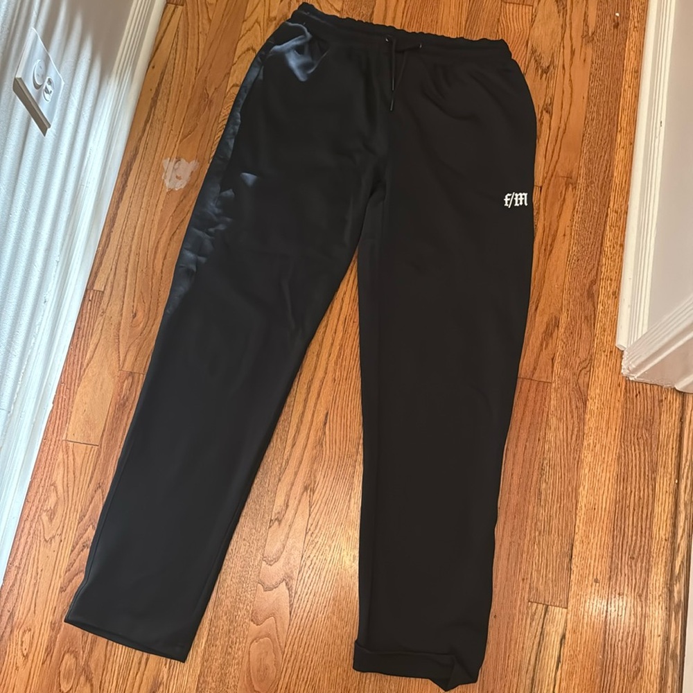 Finance & Maneuver F/M Arrowhead Tactical pants XL NWT